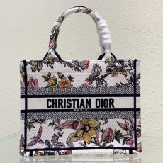 Dior Shopping Bags